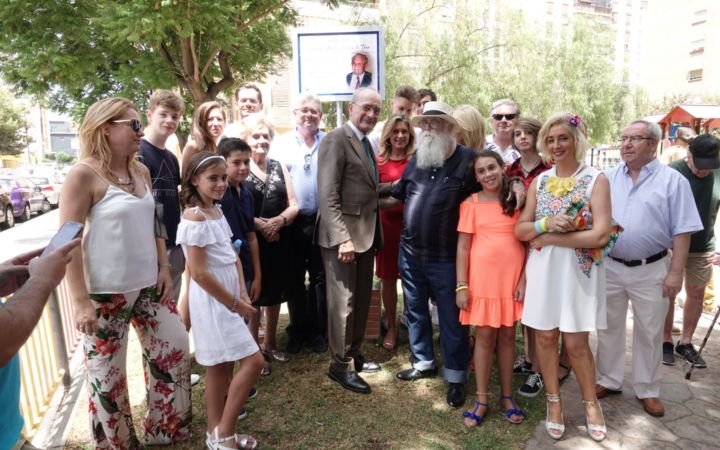 Málaga dedica jardines a Antonio Gómez-Larios de Toro.